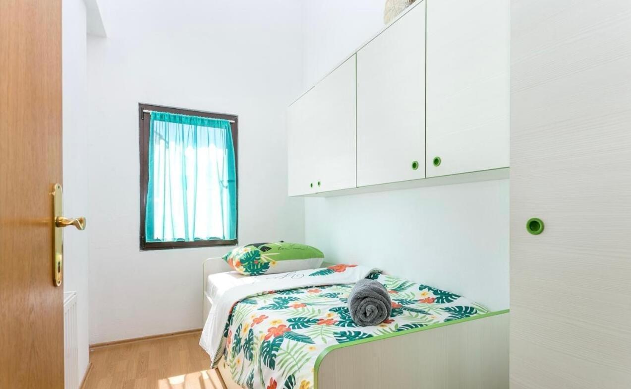 Apartman Bella Трогір Екстер'єр фото