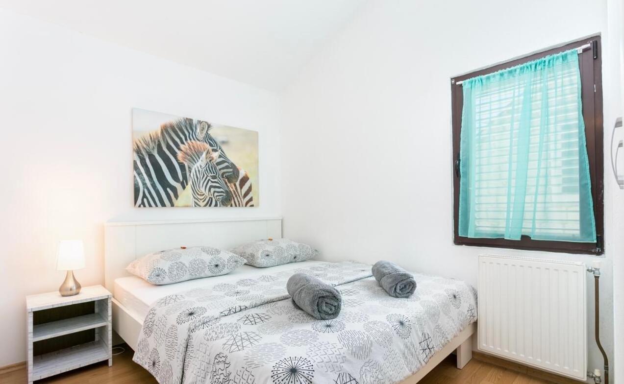 Apartman Bella Трогір Екстер'єр фото