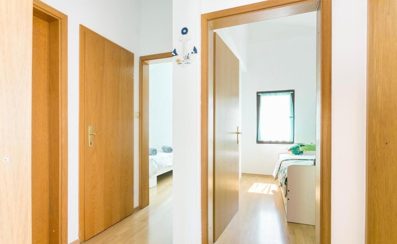 Apartman Bella Трогір Екстер'єр фото