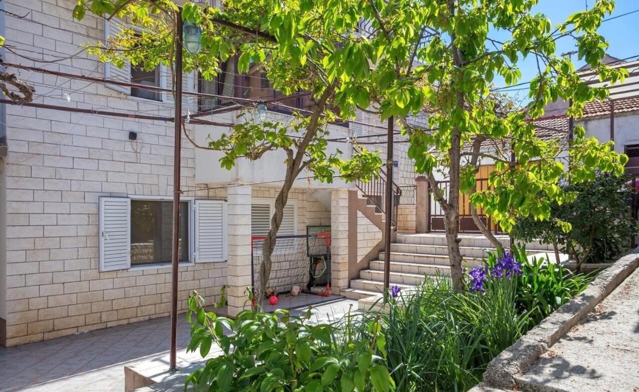 Apartman Bella Трогір Екстер'єр фото