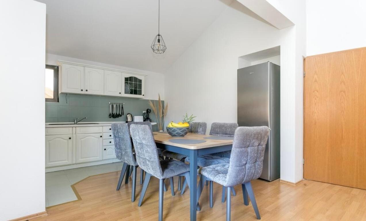 Apartman Bella Трогір Екстер'єр фото